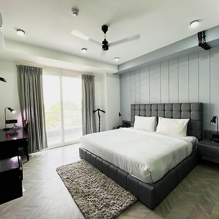 Bedchambers Serviced Apartments - Cyber City Gurgaon Zewnętrze zdjęcie