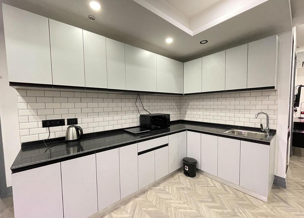 Bedchambers Serviced Apartments - Cyber City Gurgaon Zewnętrze zdjęcie